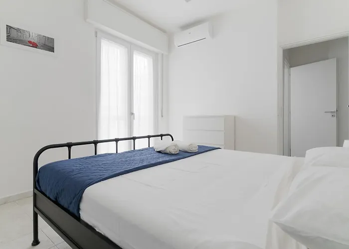 Guesthost - Cimiano M2 Cosy Milão